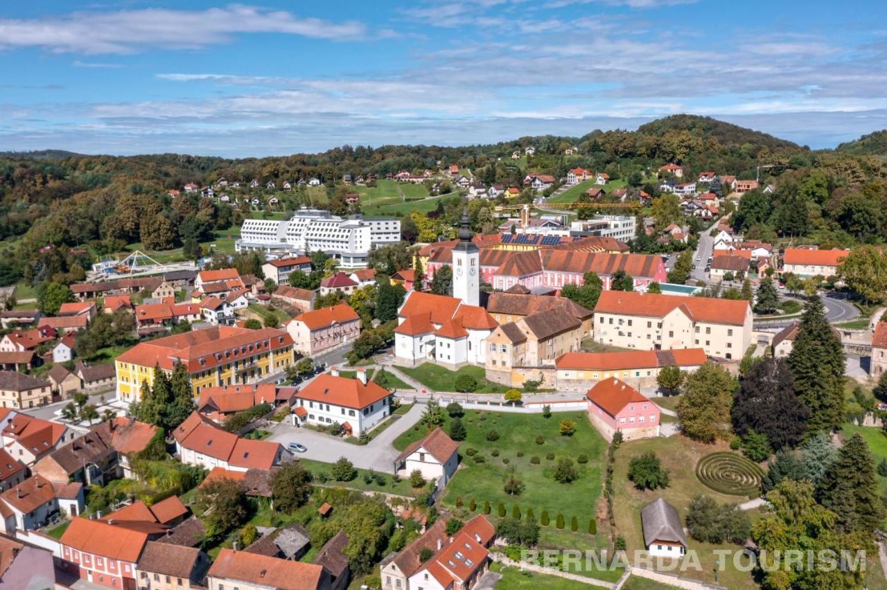 Hotel Pansion Bernarda Nova à Varazdinske Toplice Extérieur photo